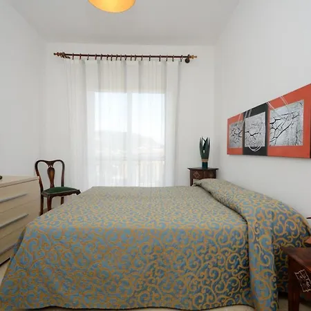 Bilocale Perla Marina Διαμέρισμα Pietra Ligure